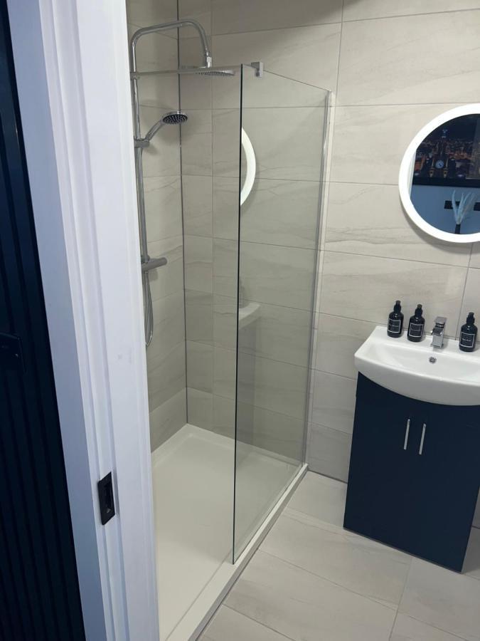 Hotel 128 Anfield Road Liverpool Zewnętrze zdjęcie