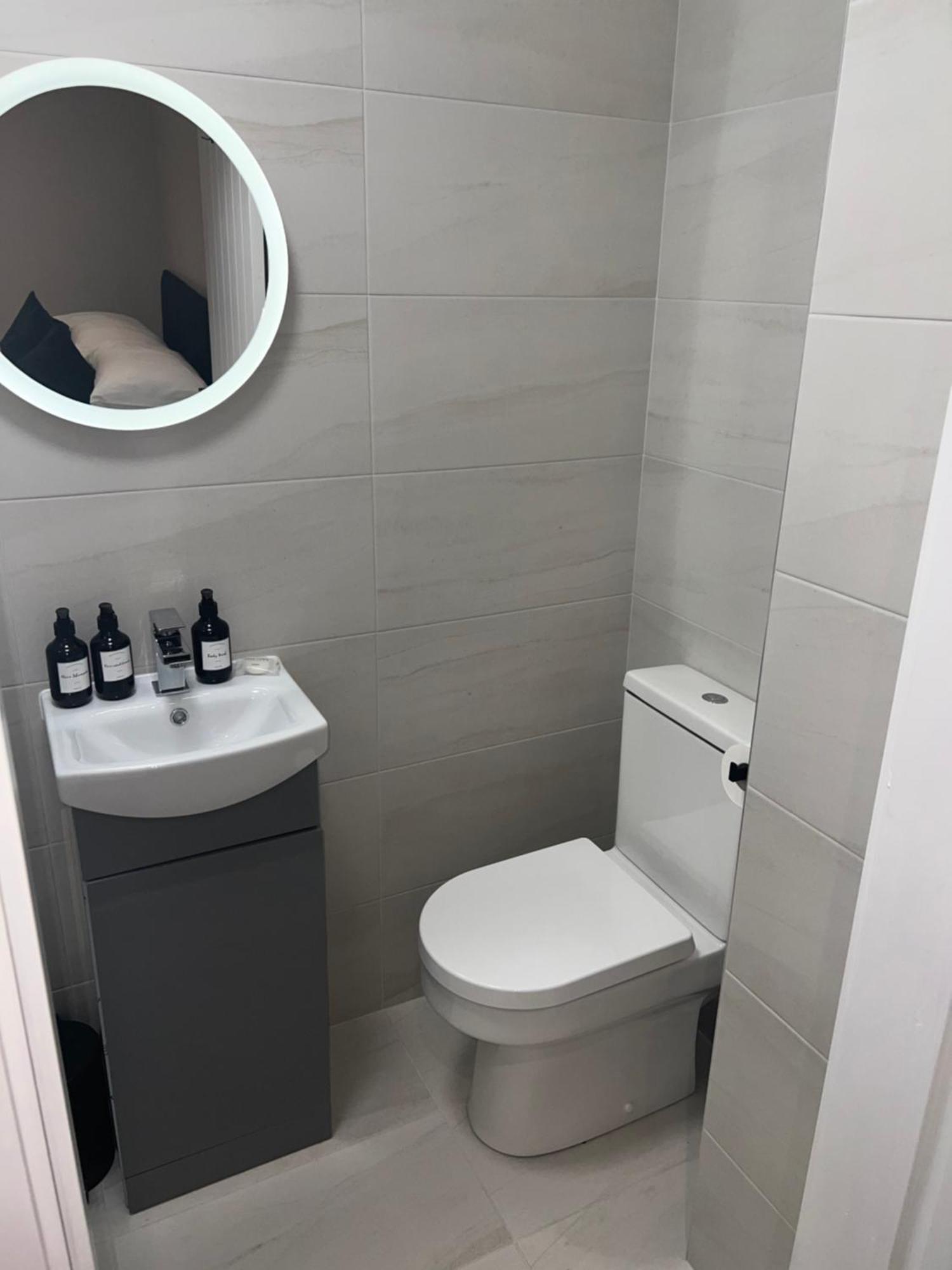 Hotel 128 Anfield Road Liverpool Pokój zdjęcie